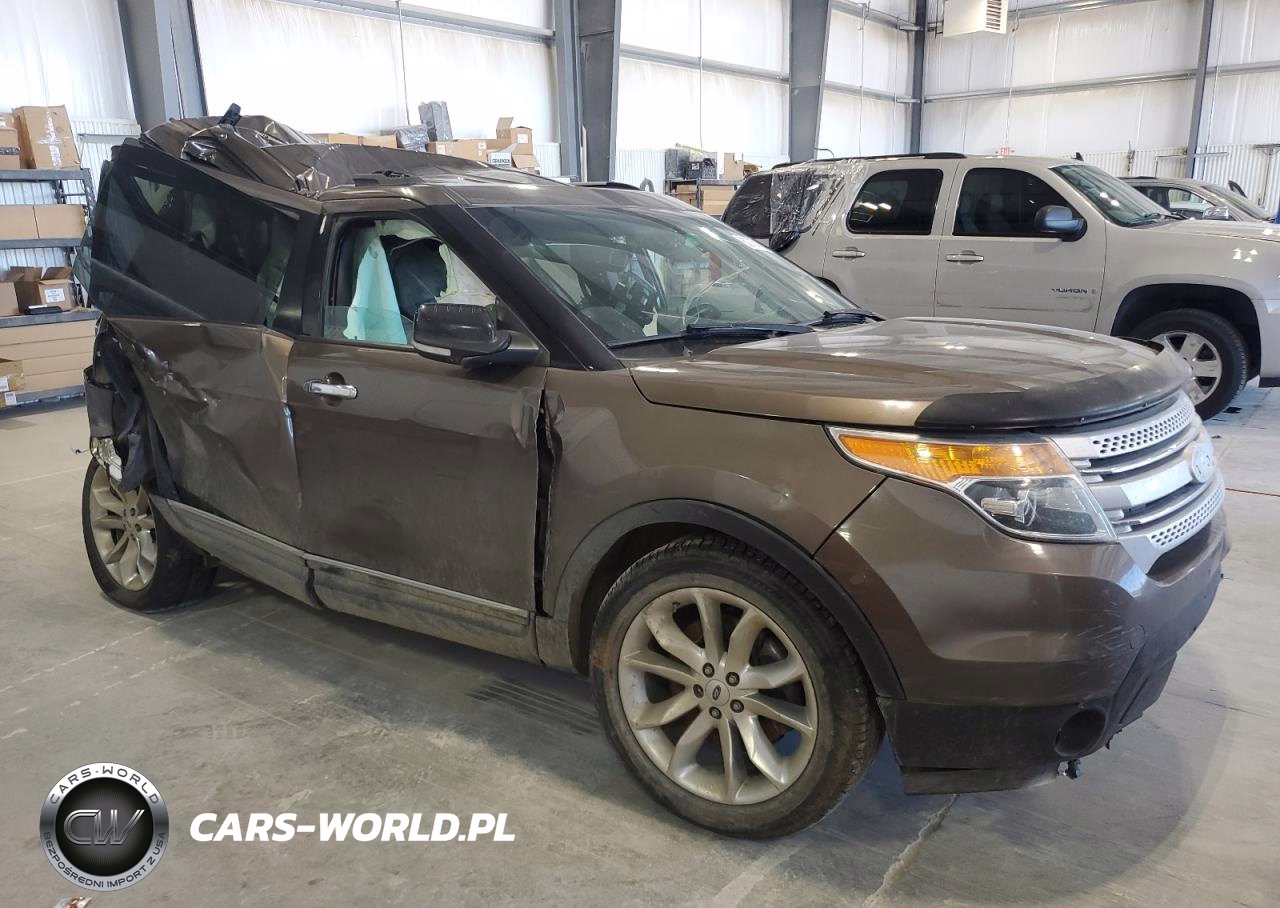 2015 Ford Explorer Xlt VIN:1FM5K8D87FGA65051 - 4