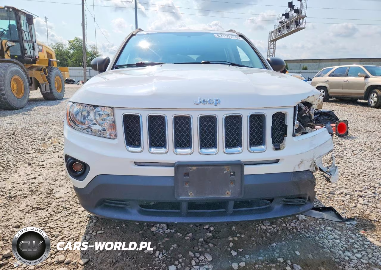 2011 Jeep Compass Sport VIN:1J4NT1FA9BD155610 - 5