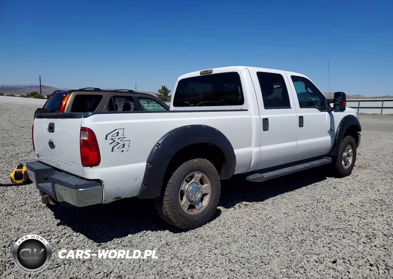 2012 Ford F250 Super Duty VIN:1FT7W2BT8CEC23068 - 3