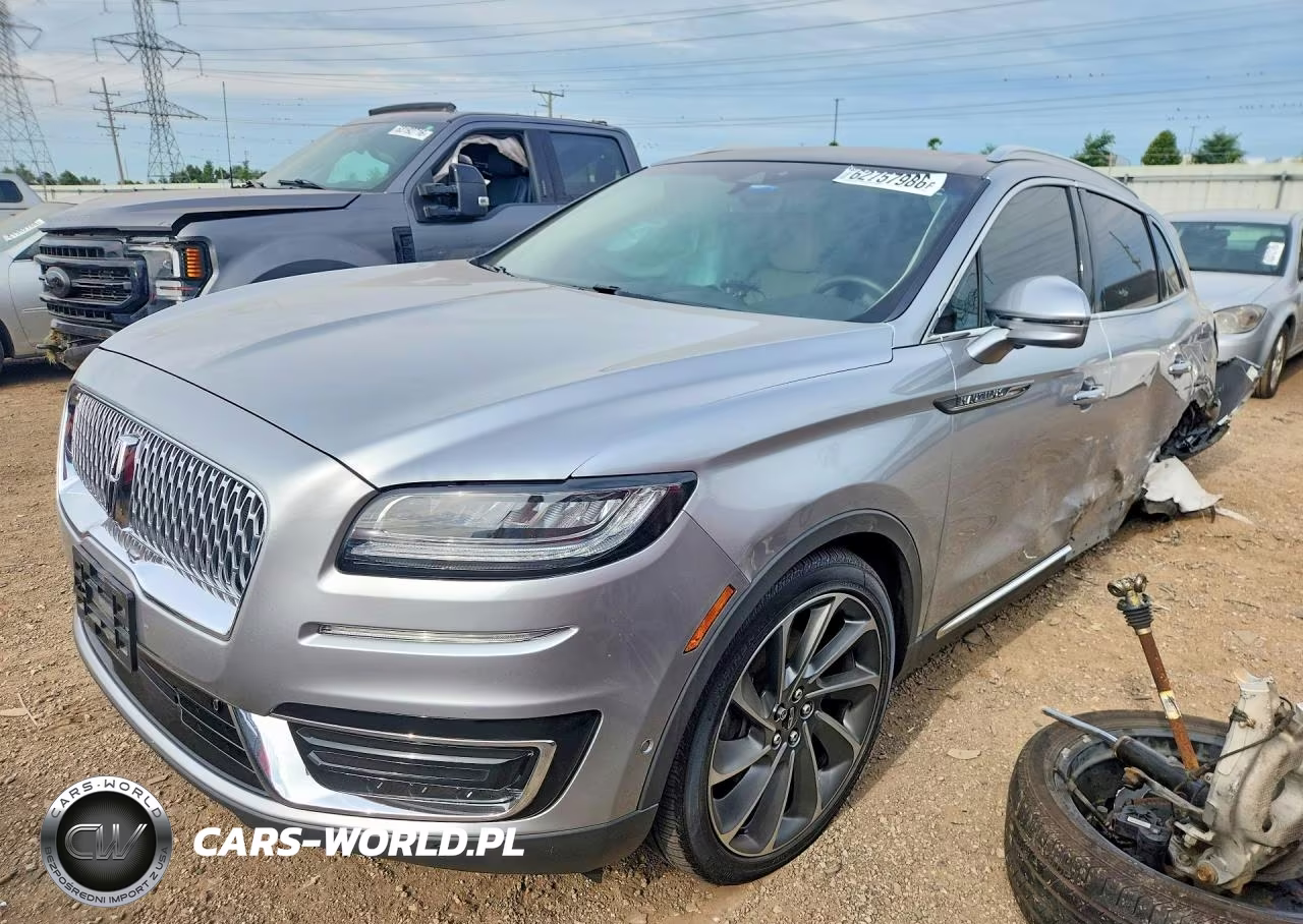 2020 Lincoln Nautilus Reserve