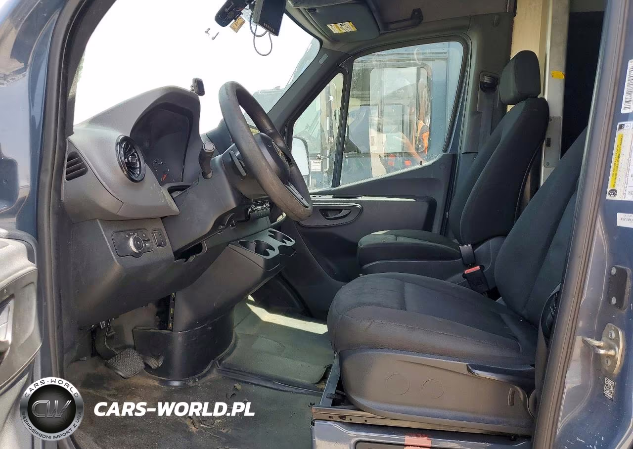2019 Mercedes-Benz Sprinter 2500-3500 VIN:WD4PF1CDXKP148447 - 7