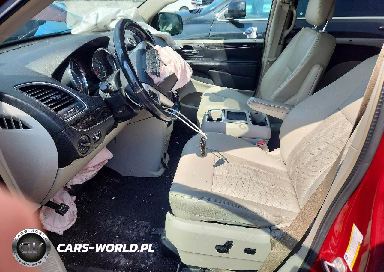 2014 Chrysler Town & Country Touring L VIN:2C4RC1CG8ER466897 - 7