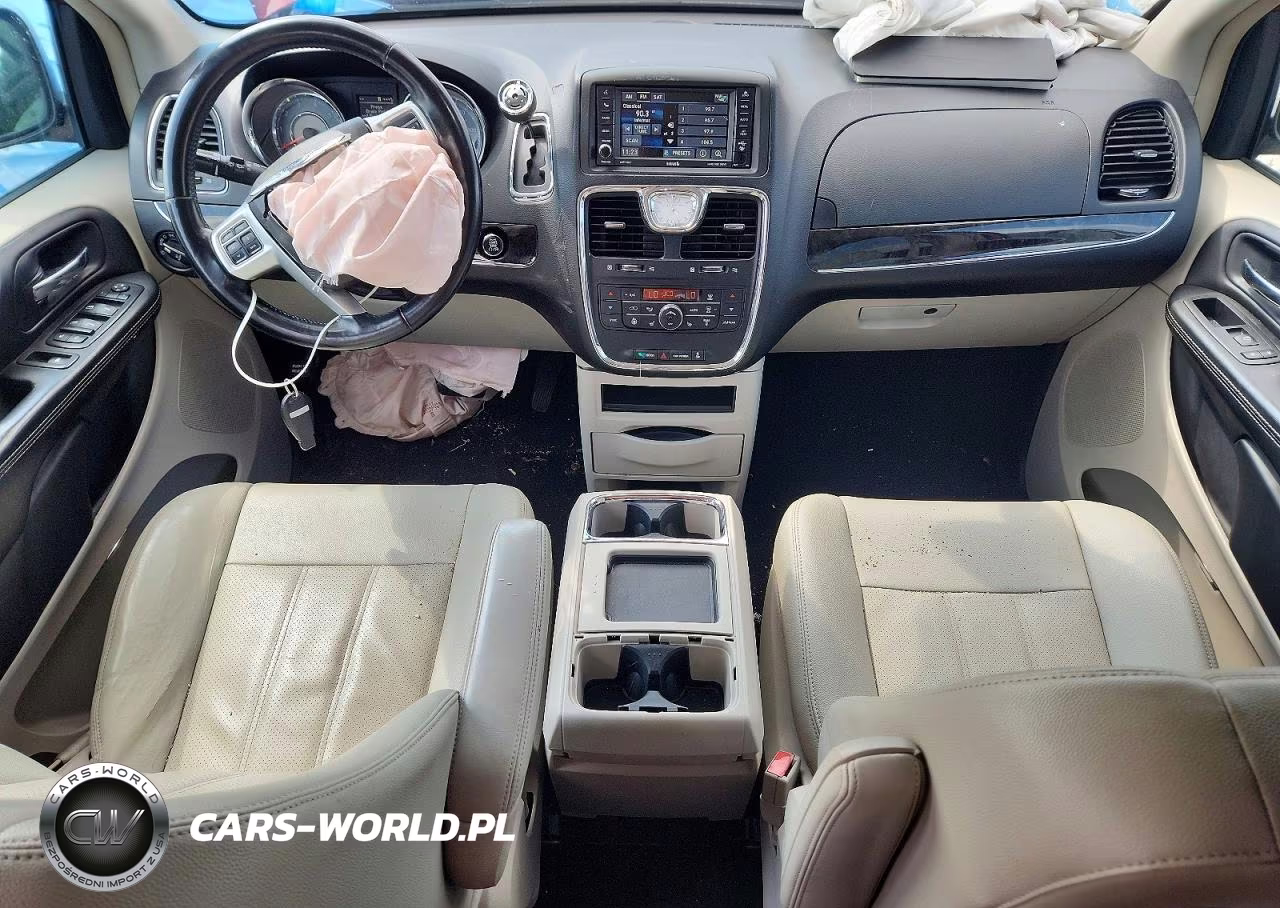 2014 Chrysler Town & Country Touring L VIN:2C4RC1CG8ER466897 - 8