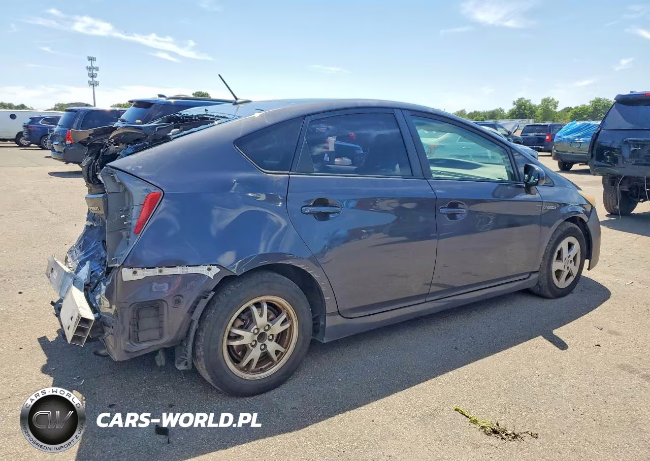 2010 Toyota Prius Iii VIN:JTDKN3DU1A0197822 - 3