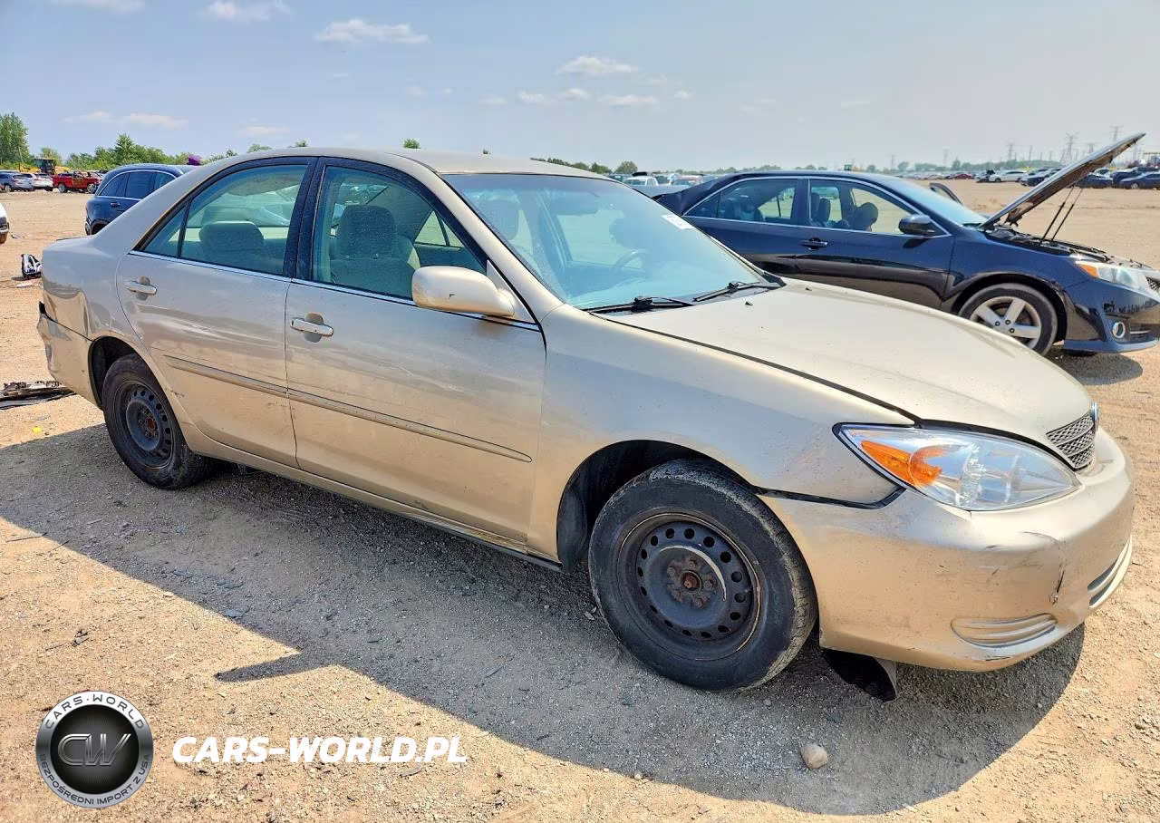 2004 Toyota Camry Le VIN:4T1BE32K24U865248 - 4
