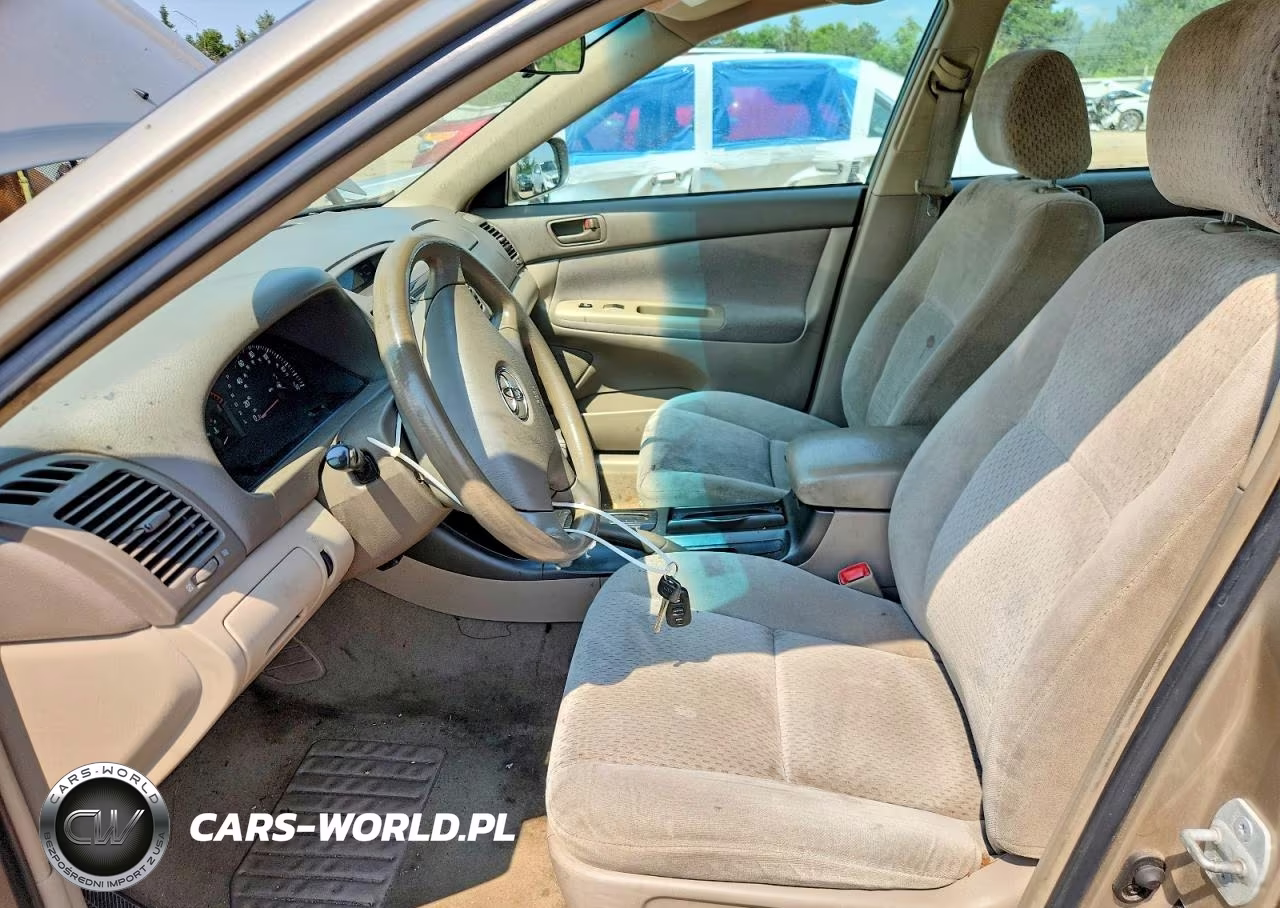 2004 Toyota Camry Le VIN:4T1BE32K24U865248 - 7