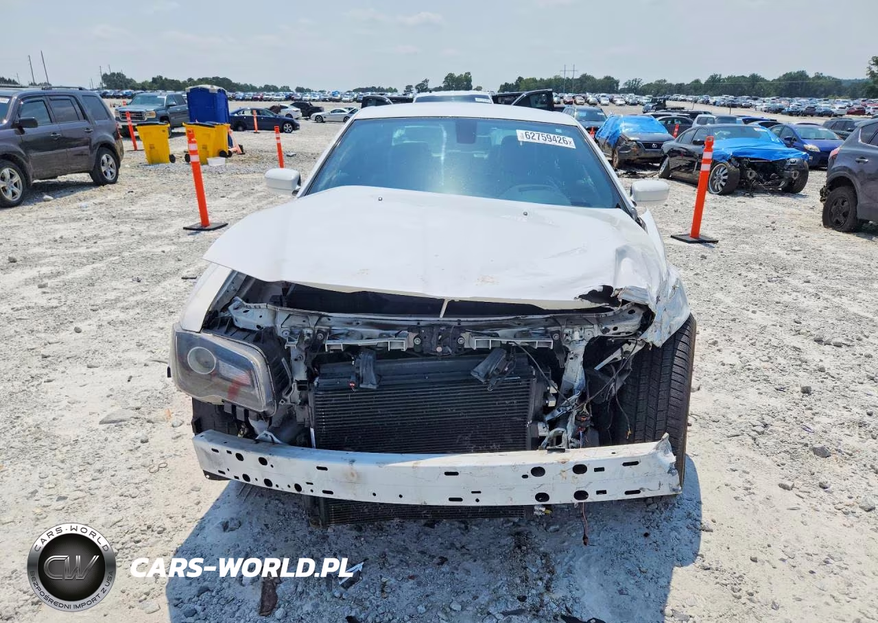 2019 Chrysler 300 S VIN:2C3CCAGG3KH536831 - 5