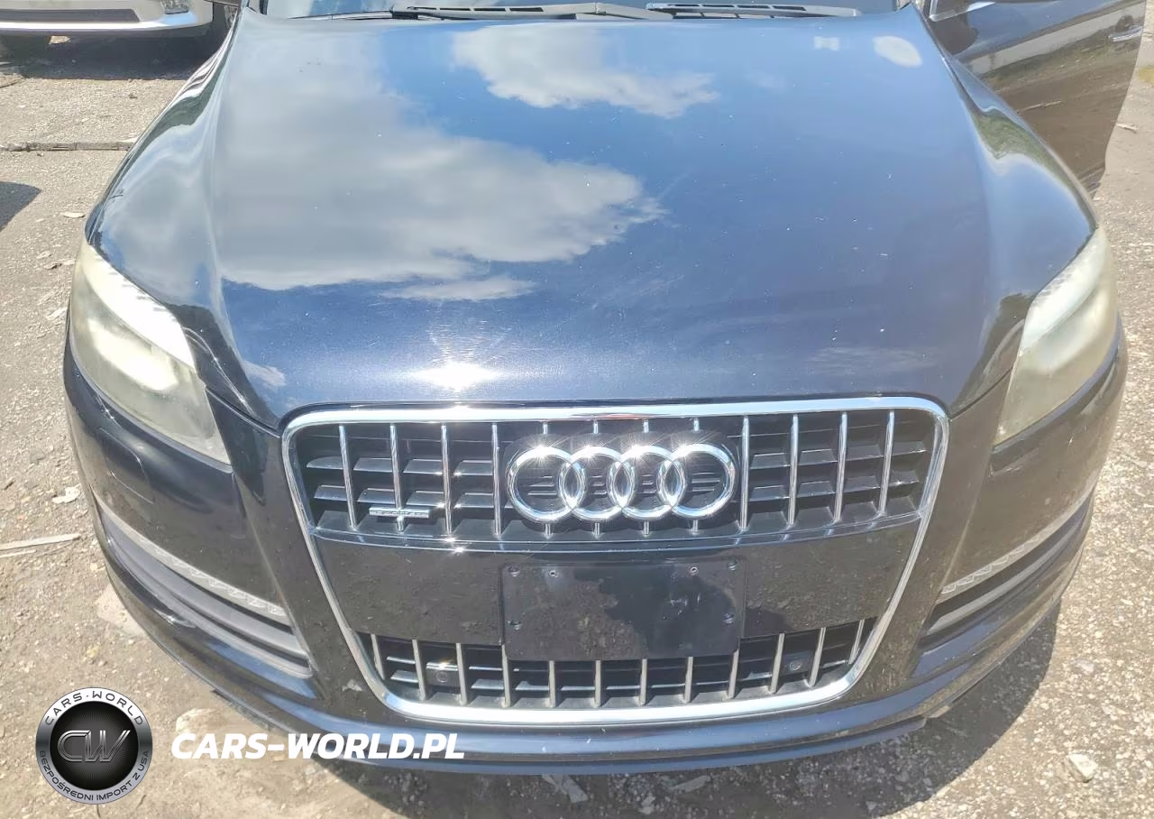 2012 Audi Q7 Premium Plus VIN:WA1LMAFE9CD009765 - 11