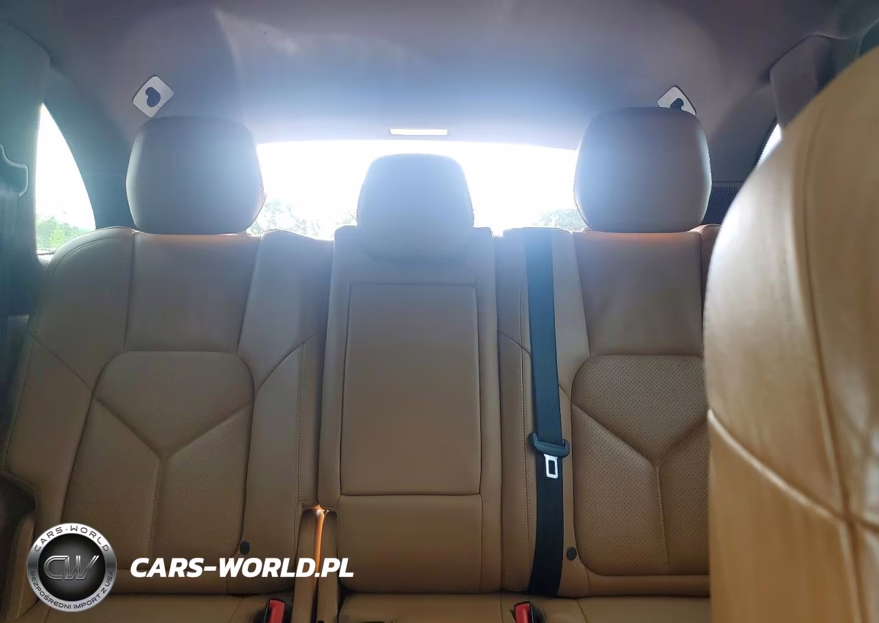 2014 Porsche Cayenne VIN:WP1AA2A23ELA06991 - 10