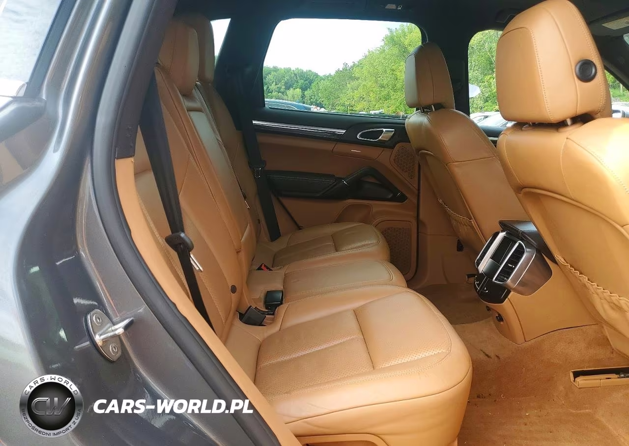 2014 Porsche Cayenne VIN:WP1AA2A23ELA06991 - 11