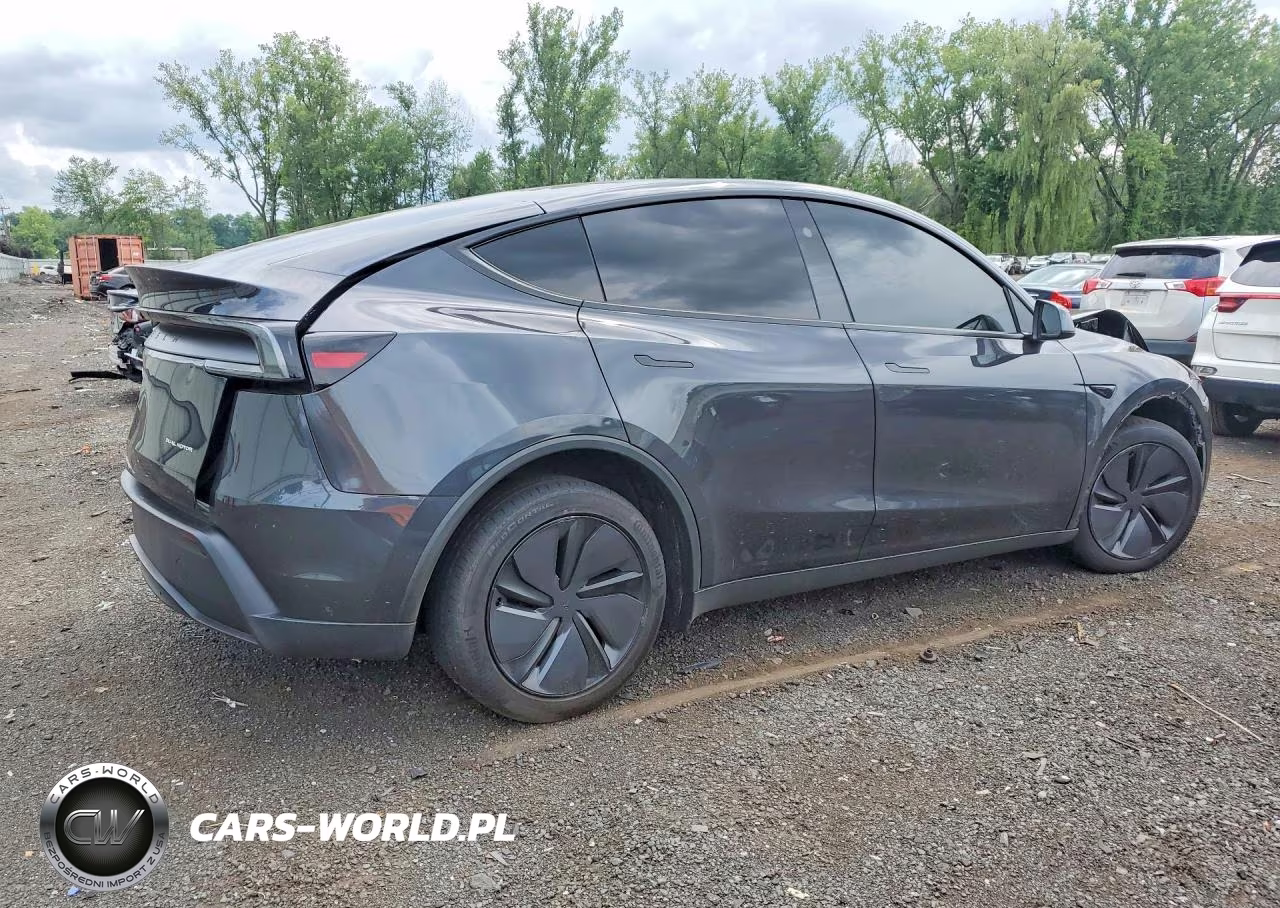2026 Tesla Model Y VIN:7SAYGDEE3TF446596 - 3