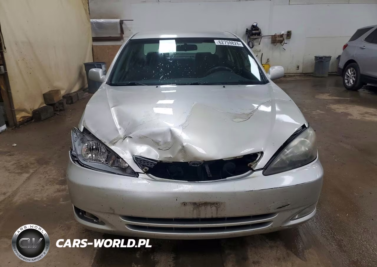 2002 Toyota Camry Se VIN:4T1BE32K22U534621 - 5
