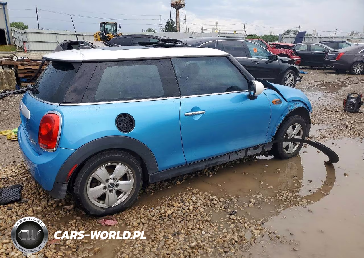 2015 Mini Cooper VIN:WMWXM5C55F3A56692 - 3