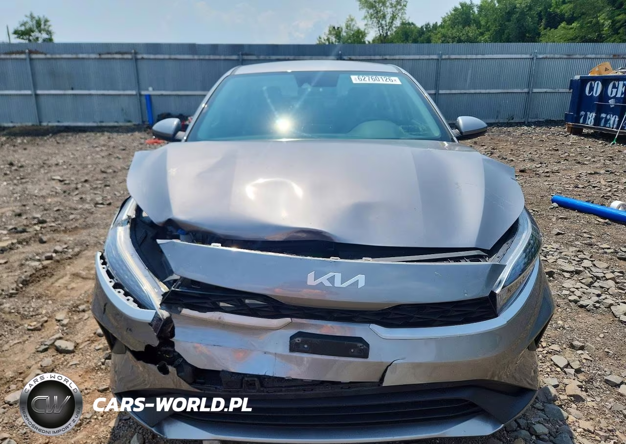 2024 Kia Forte Lxs VIN:3KPF24AD9RE825052 - 5