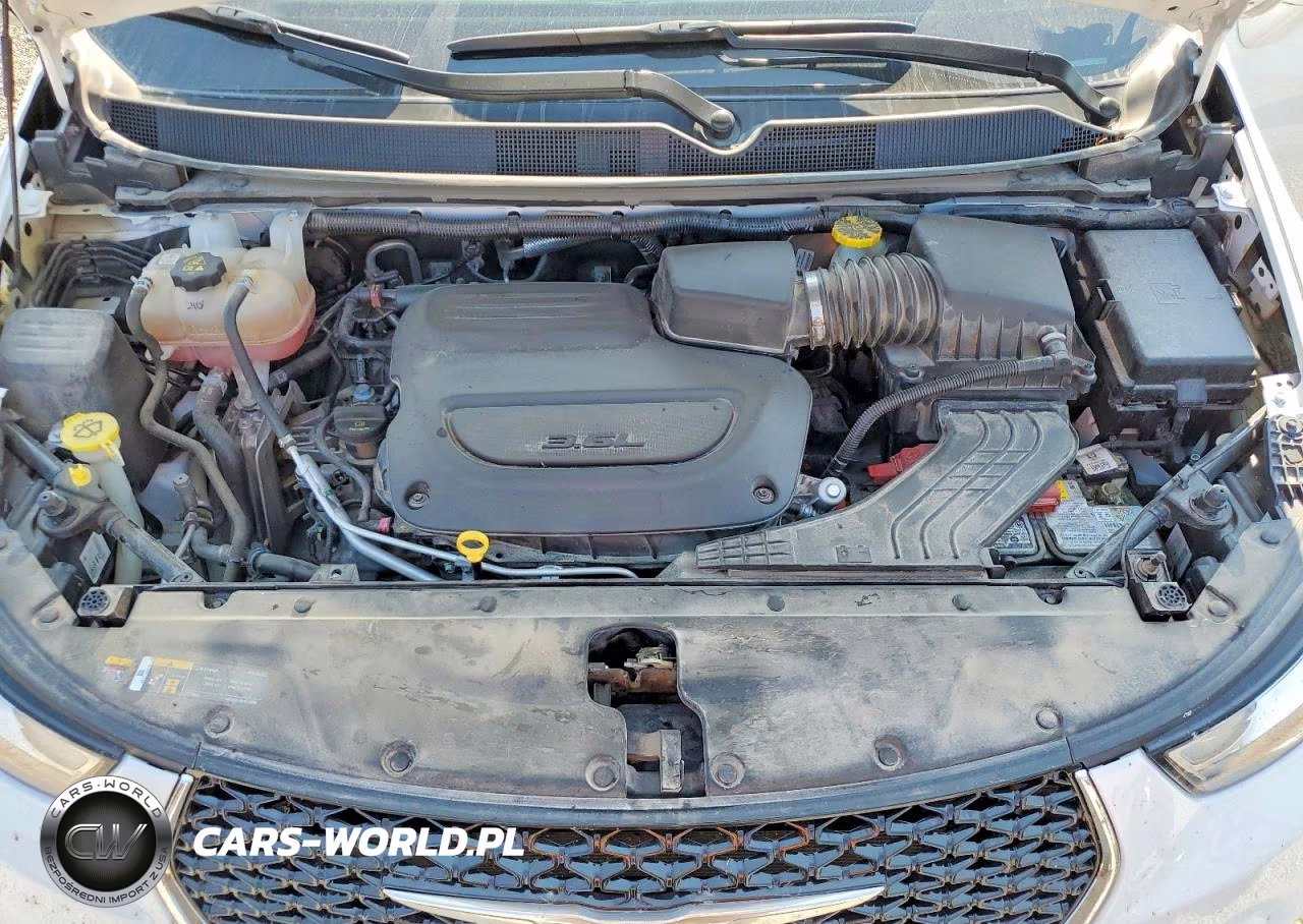 2022 Chrysler Pacifica Touring L VIN:2C4RC1BGXNR145123 - 12