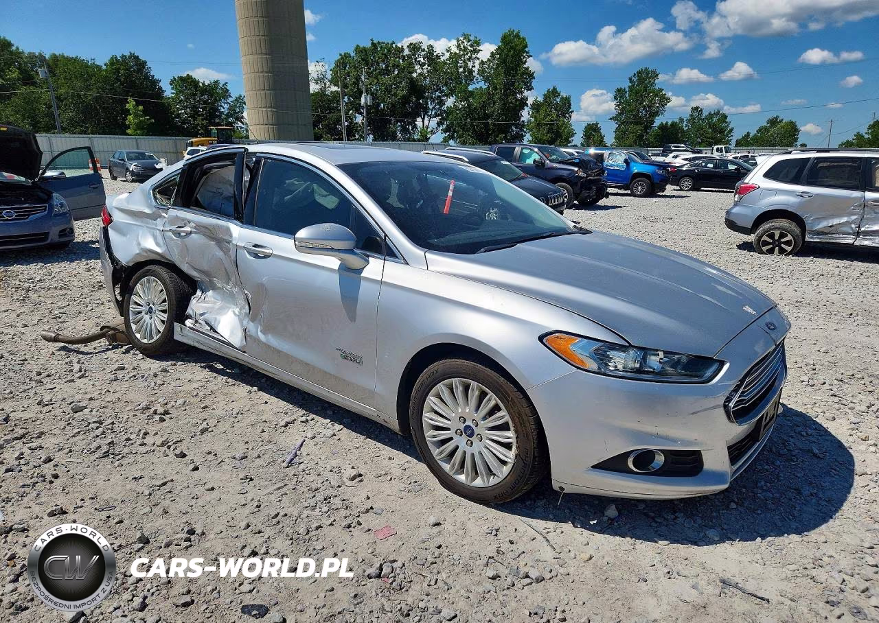 2016 Ford Fusion Se Phev VIN:3FA6P0PUXGR338875 - 4
