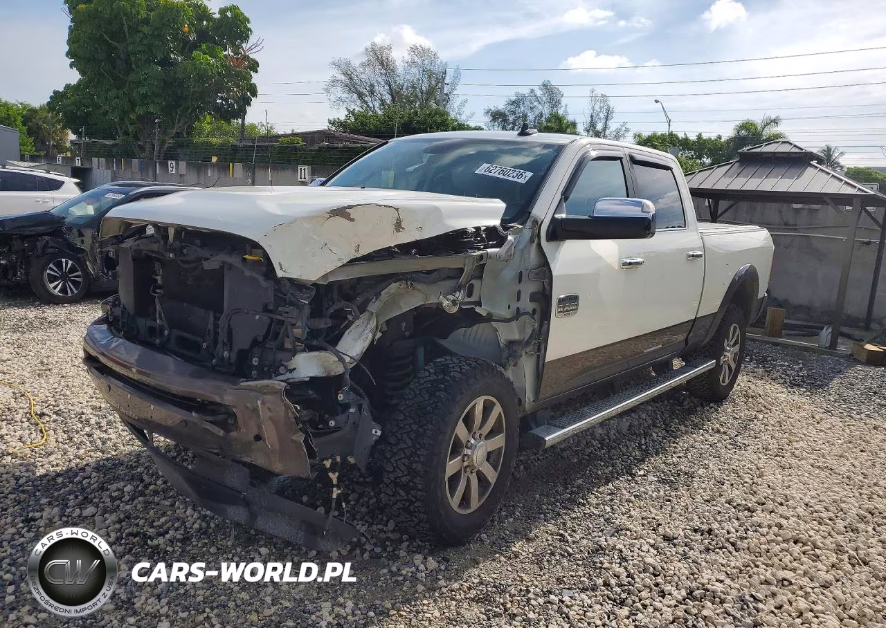 2018 Ram 2500 Longhorn VIN:3C6UR5GJ2JG175566 - 1