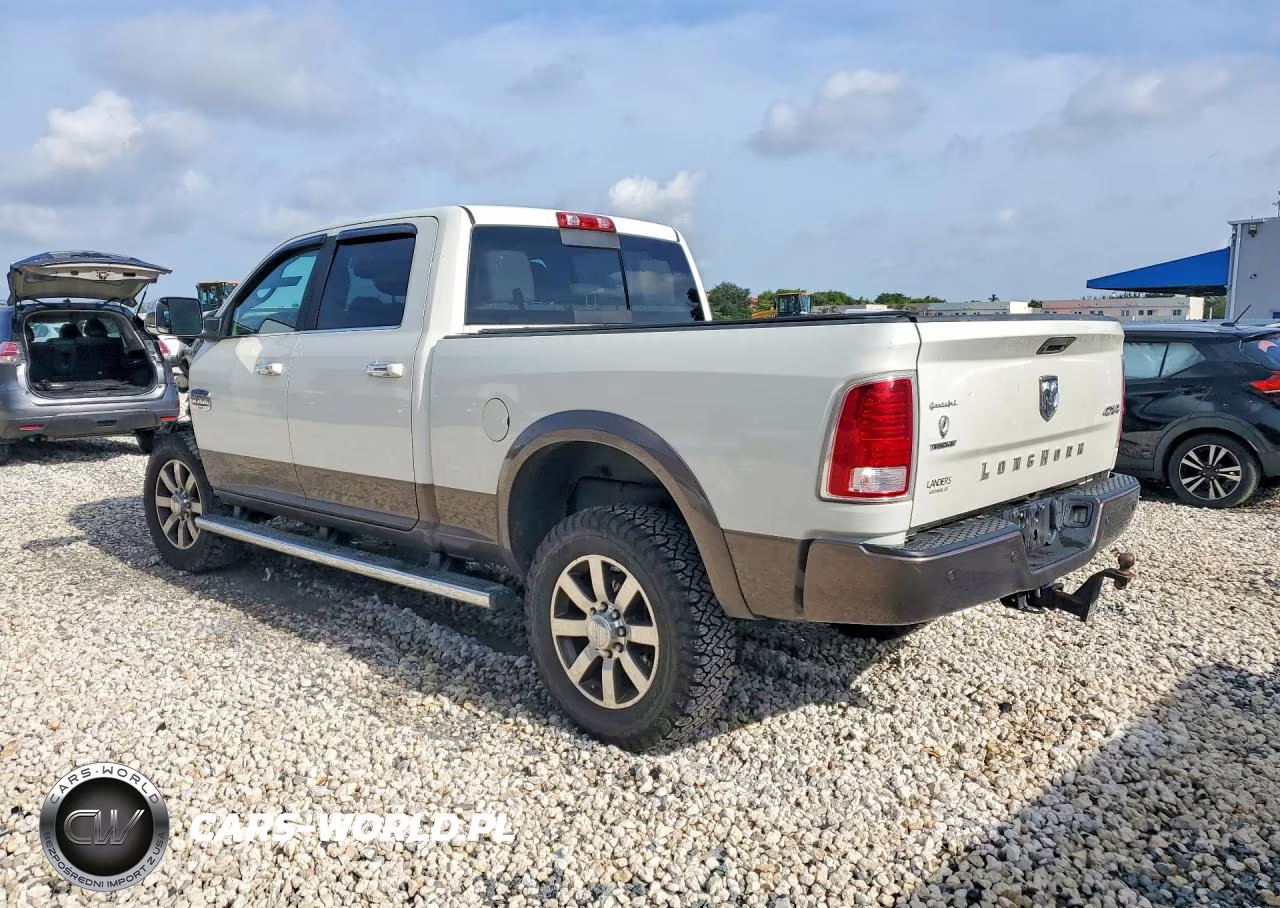 2018 Ram 2500 Longhorn VIN:3C6UR5GJ2JG175566 - 2