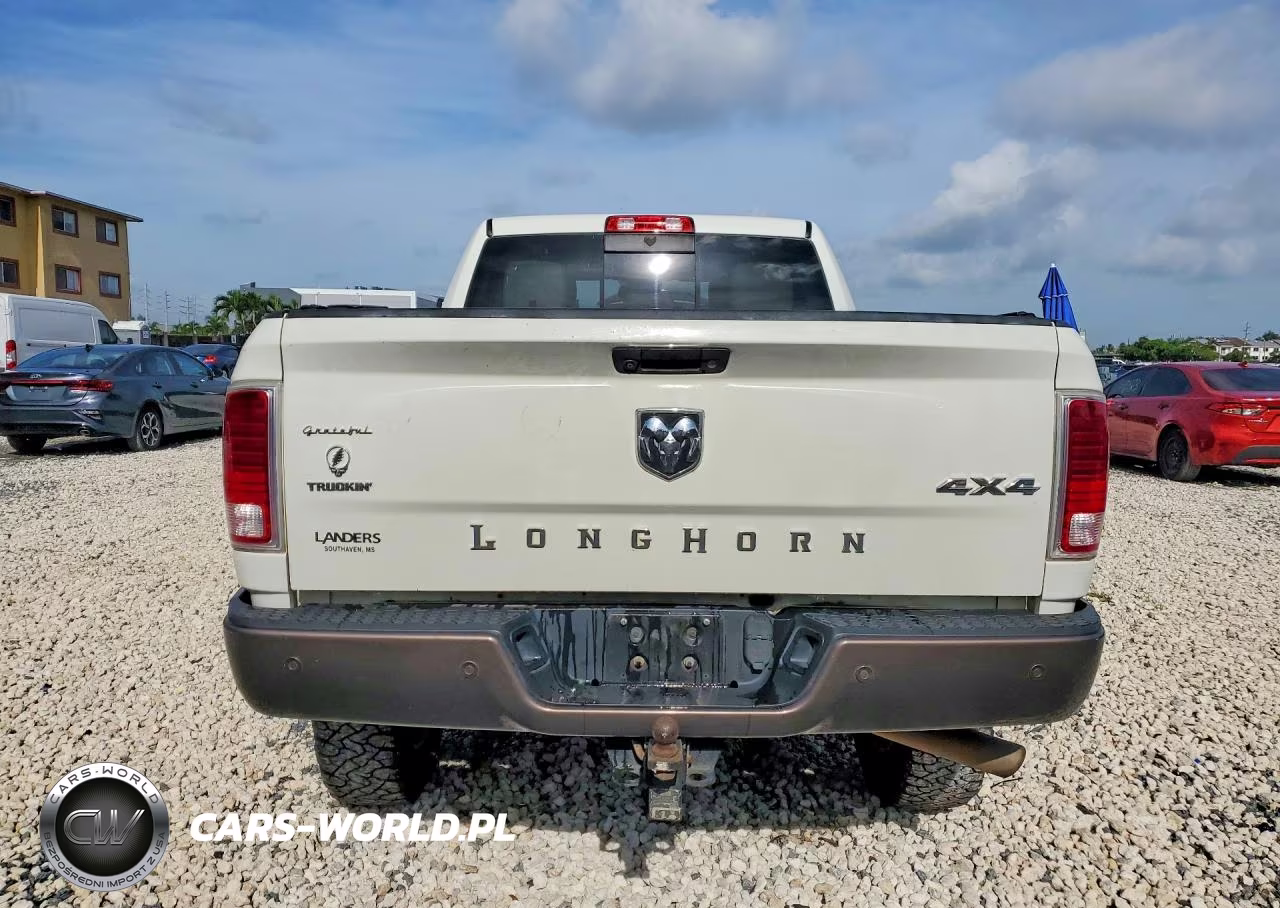 2018 Ram 2500 Longhorn VIN:3C6UR5GJ2JG175566 - 6