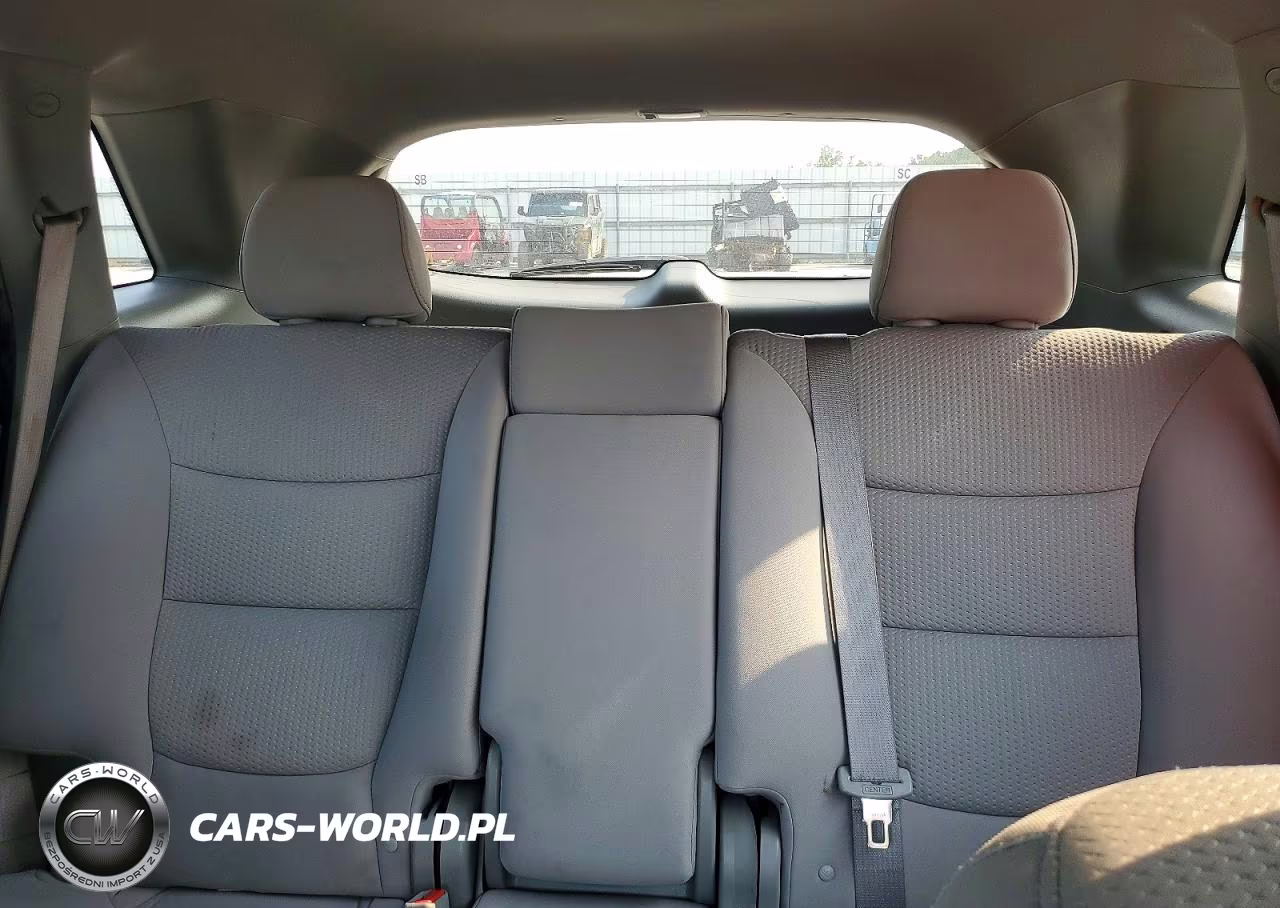 2011 Kia Sorento Lx VIN:5XYKT3A13BG169886 - 10