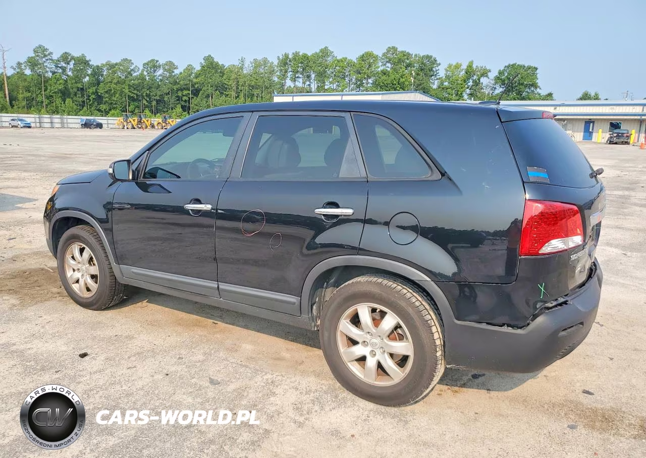 2011 Kia Sorento Lx VIN:5XYKT3A13BG169886 - 2