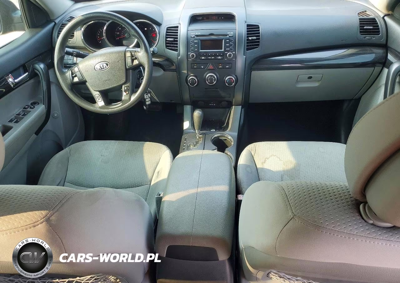 2011 Kia Sorento Lx VIN:5XYKT3A13BG169886 - 8