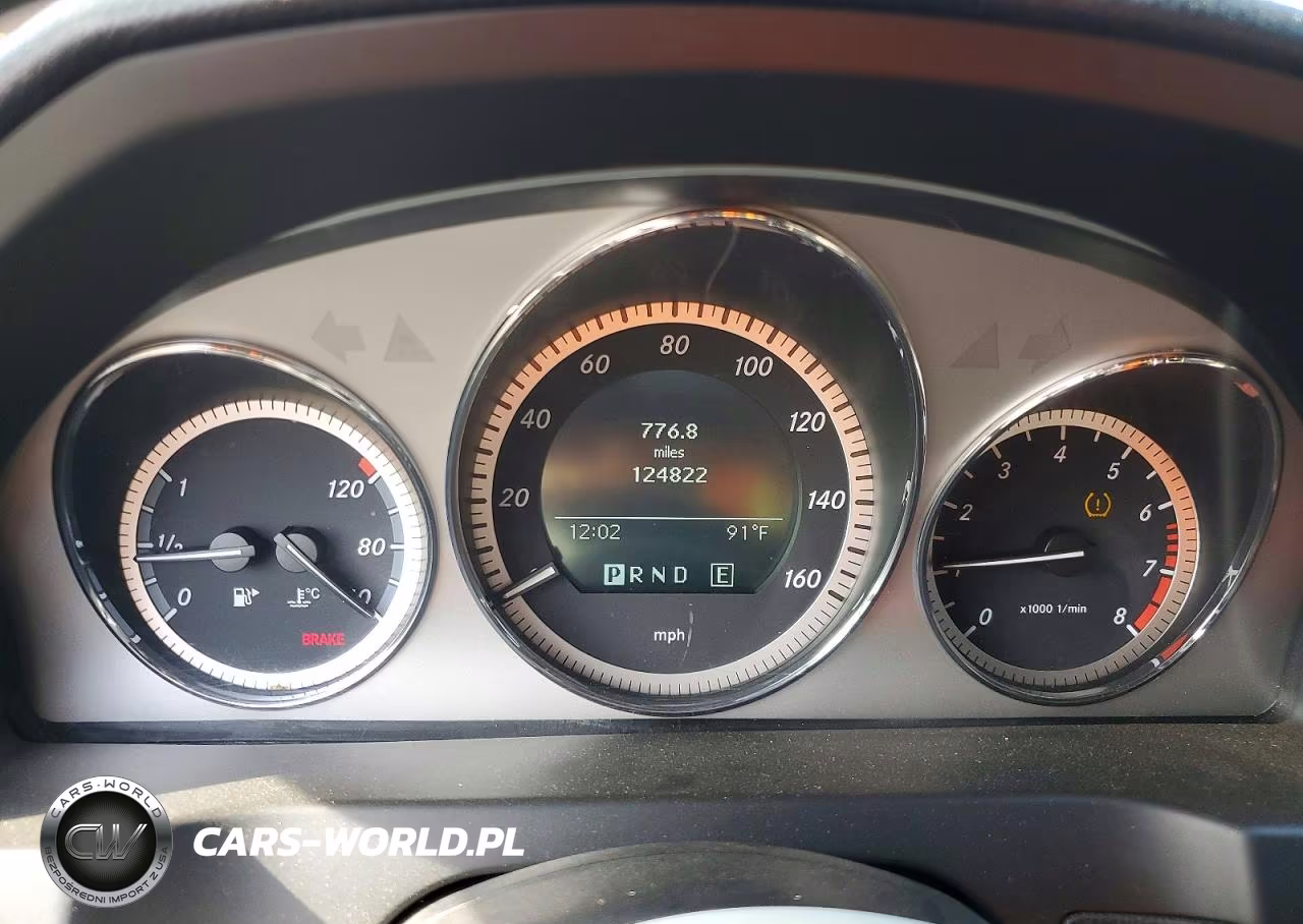 2011 Mercedes-Benz C 300 4Matic VIN:WDDGF8BB1BR141030 - 9
