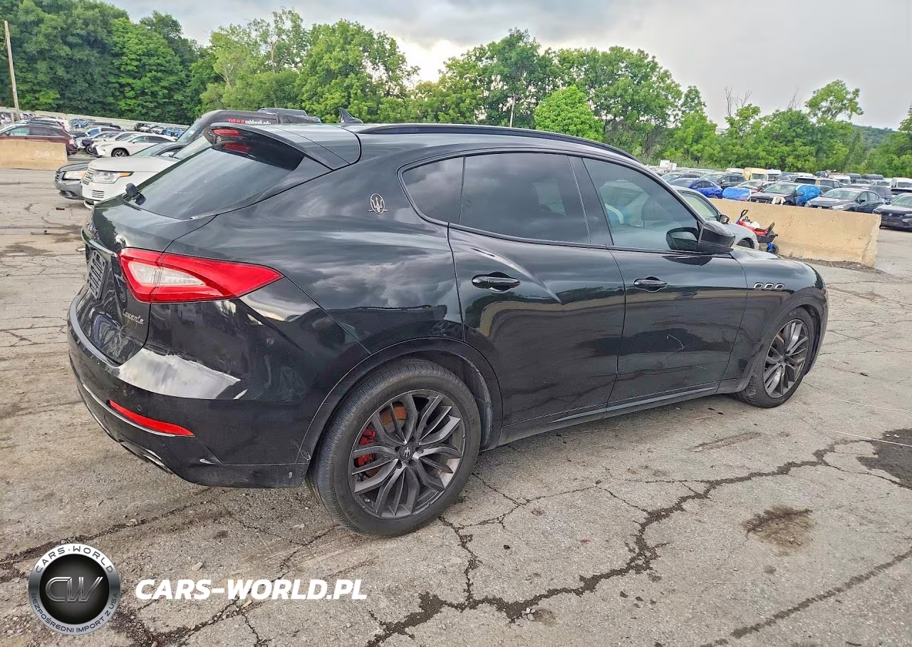 2018 Maserati Levante VIN:ZN661XUA8JX299215 - 3