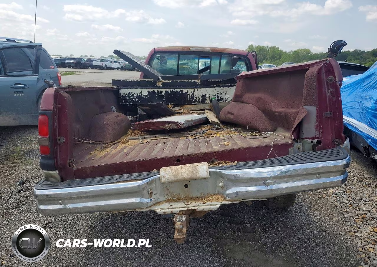 1994 Dodge Ram 2500 VIN:1B7KC26C9RS563787 - 6