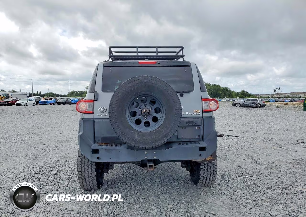 2013 Toyota Fj Cruiser Base VIN:JTEBU4BF8DK156105 - 6