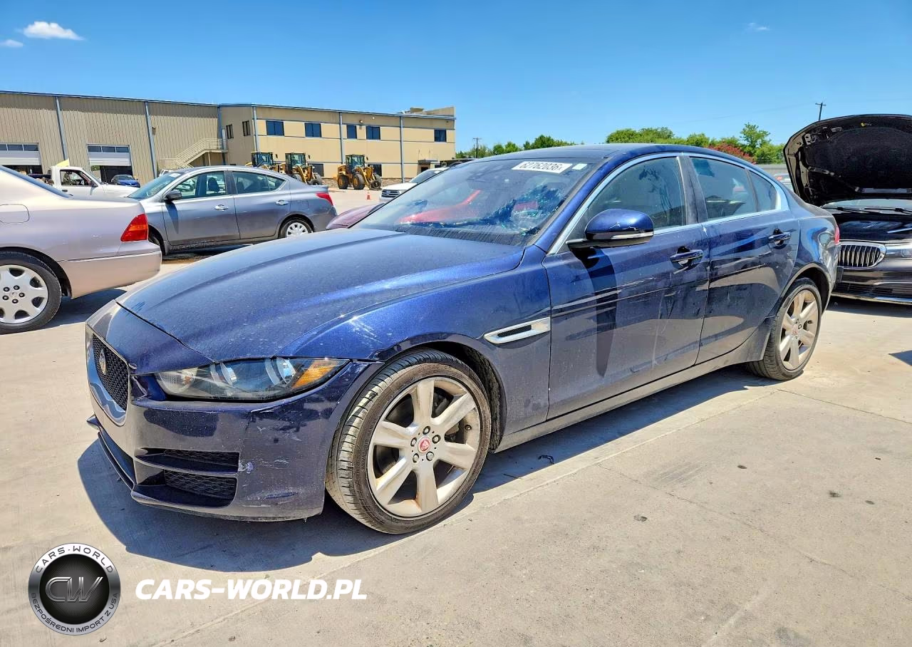 2017 Jaguar Xe Prestige