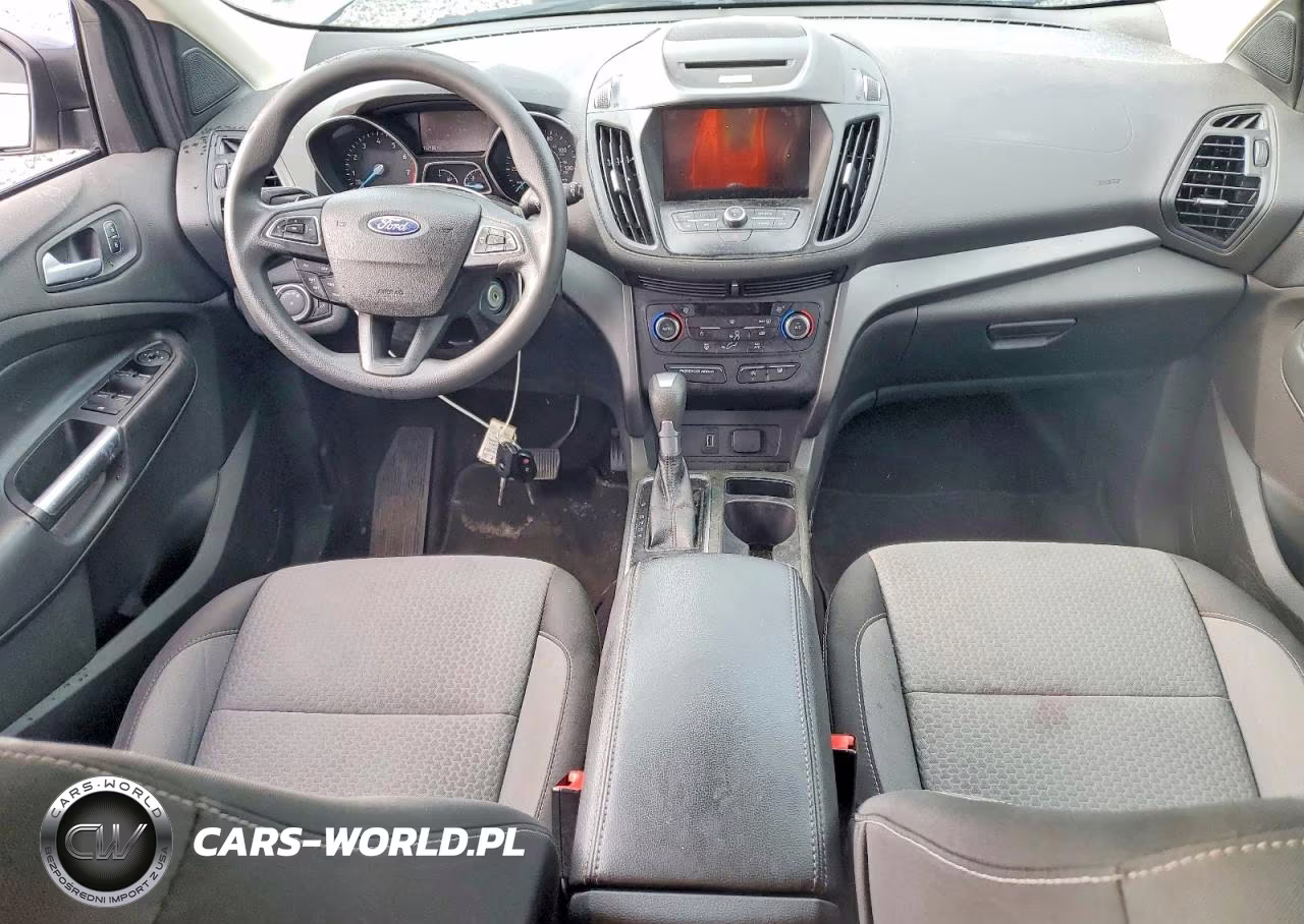 2017 Ford Escape Se VIN:1FMCU0GDXHUE31956 - 8