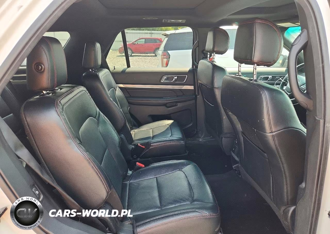 2016 Ford Explorer Sport VIN:1FM5K8GTXGGA43420 - 10
