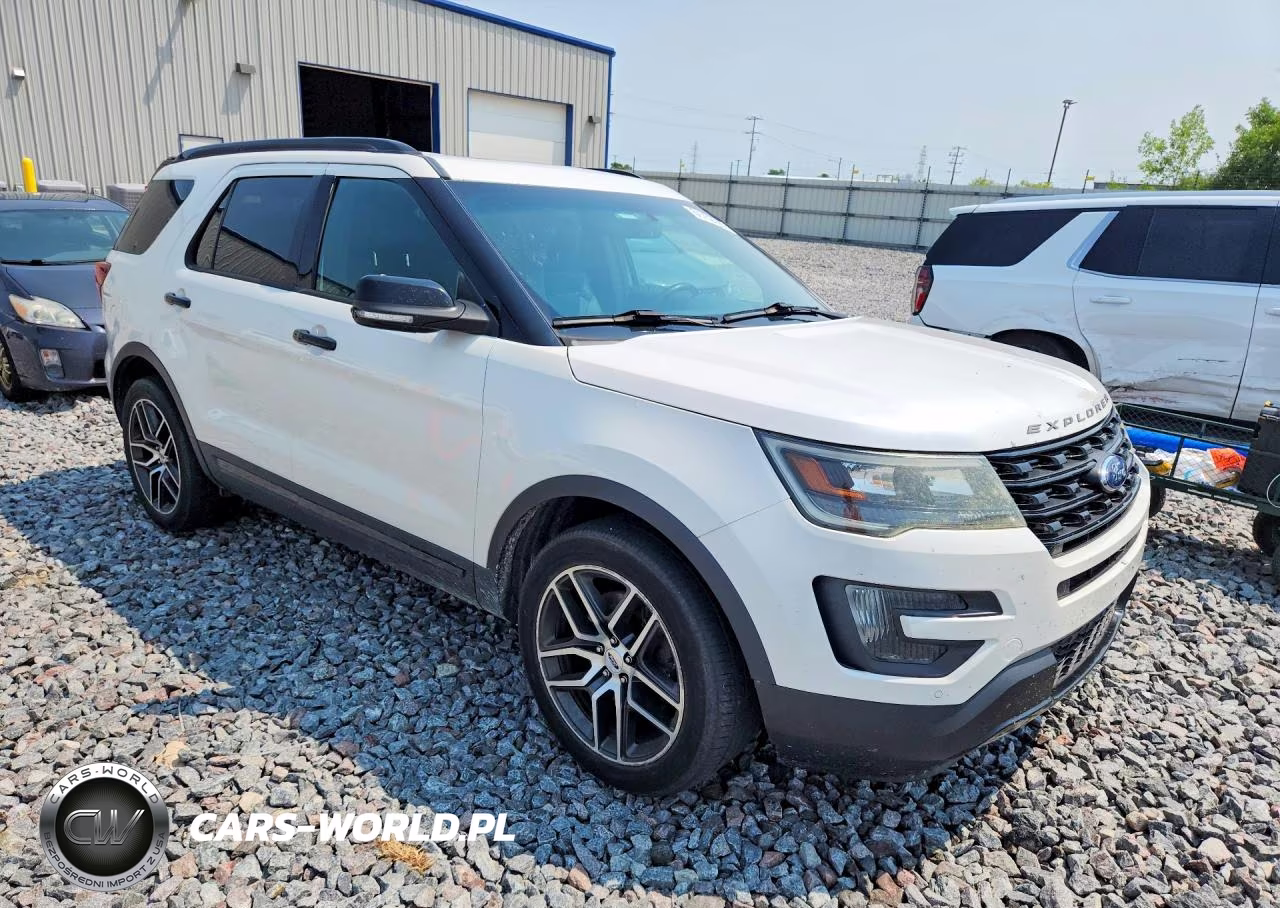 2016 Ford Explorer Sport VIN:1FM5K8GTXGGA43420 - 4