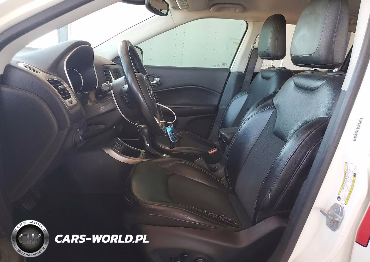 2018 Jeep Compass Latitude VIN:3C4NJCBBXJT468423 - 7