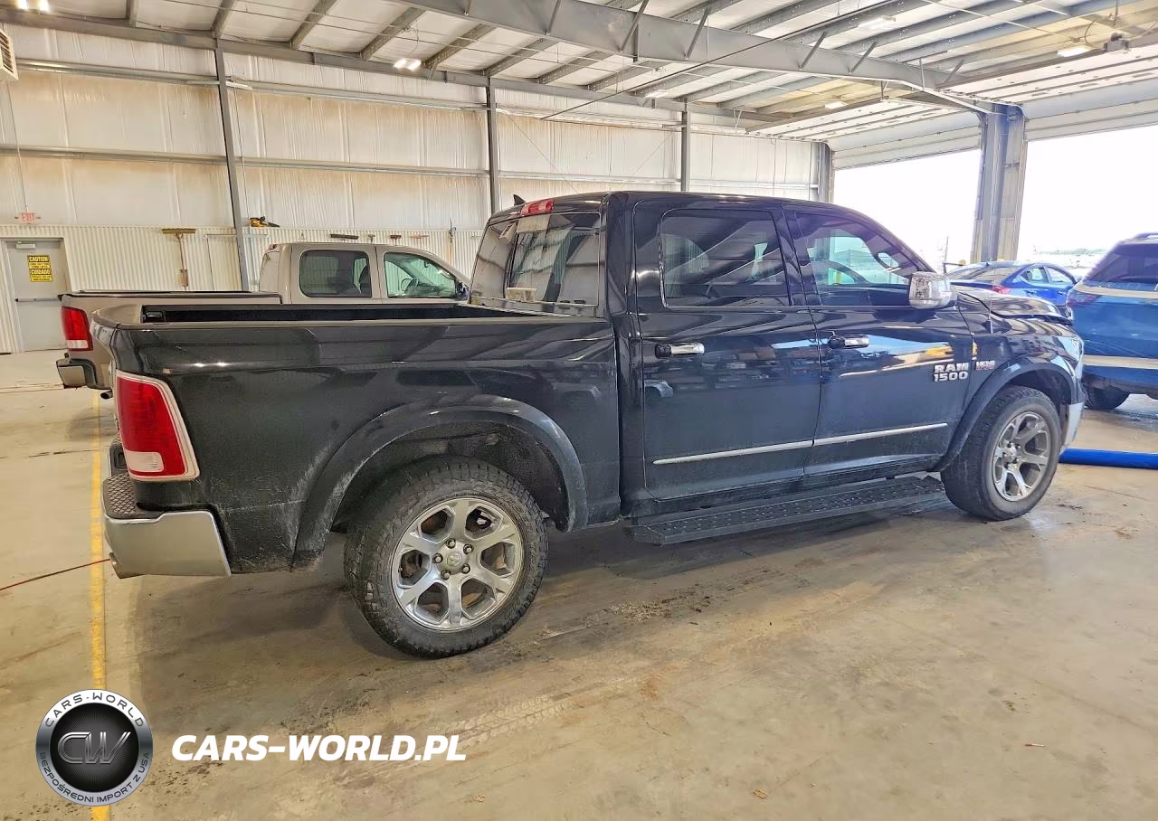 2015 Ram 1500 Laramie VIN:1C6RR7NT7FS545299 - 3