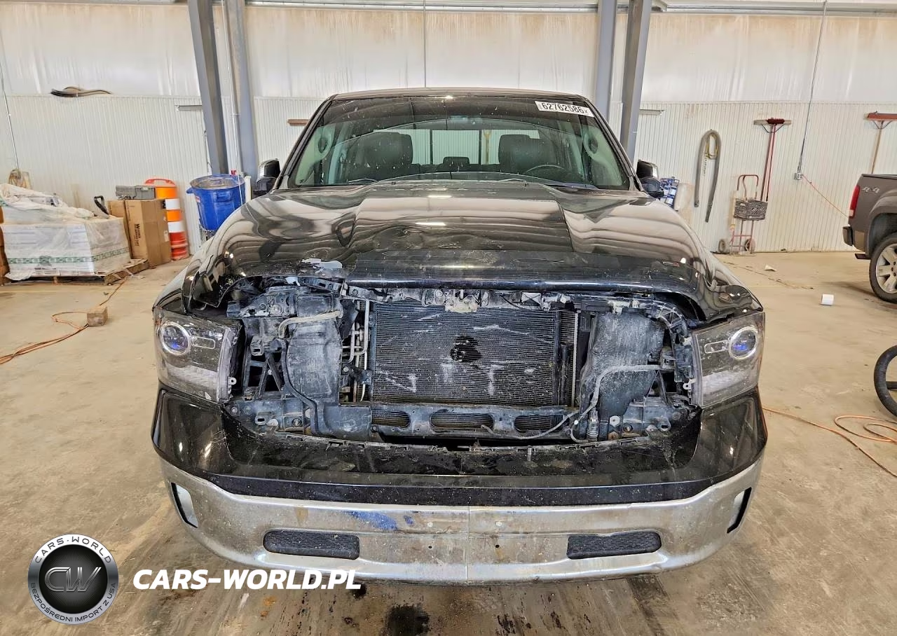2015 Ram 1500 Laramie VIN:1C6RR7NT7FS545299 - 5
