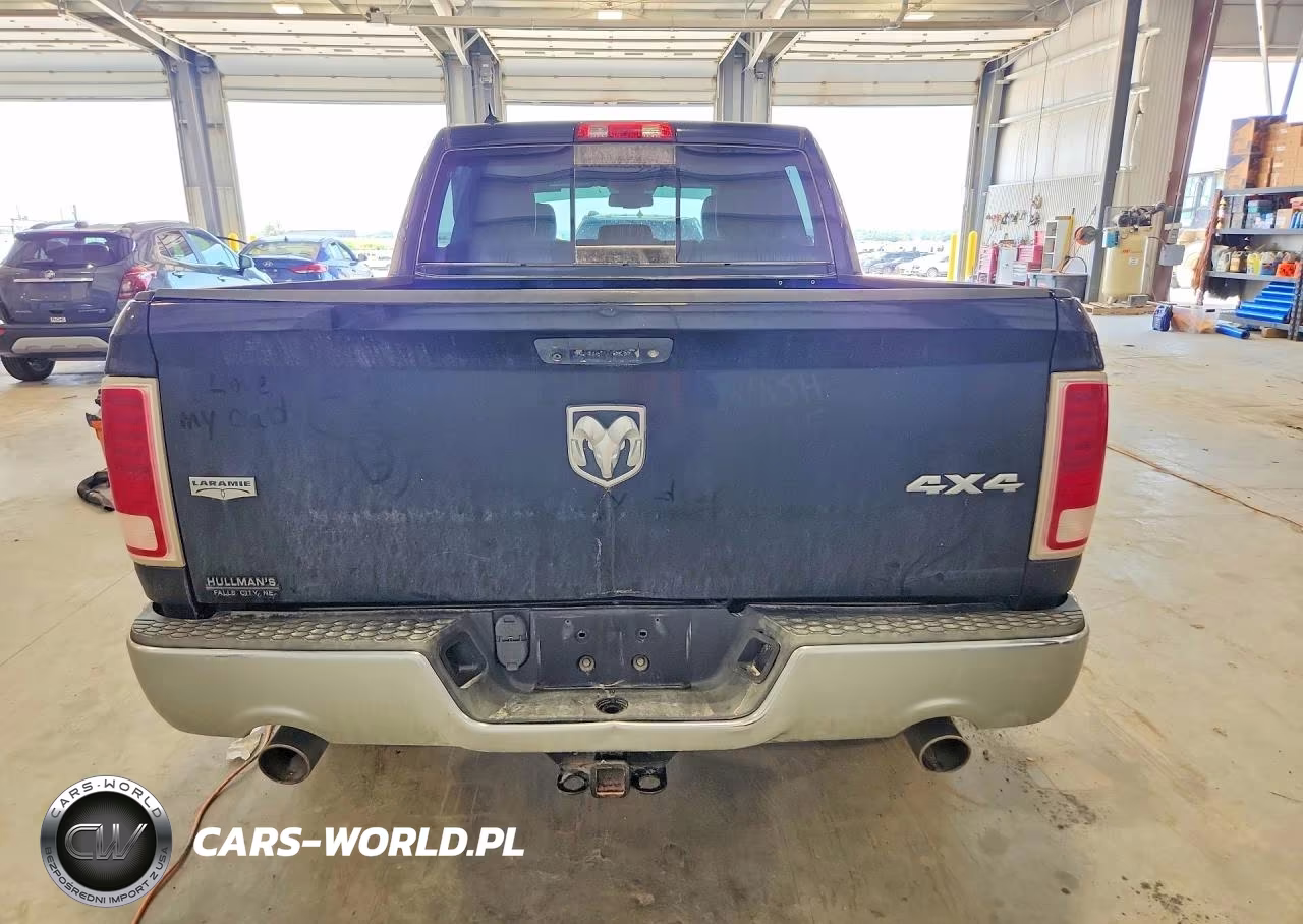 2015 Ram 1500 Laramie VIN:1C6RR7NT7FS545299 - 6