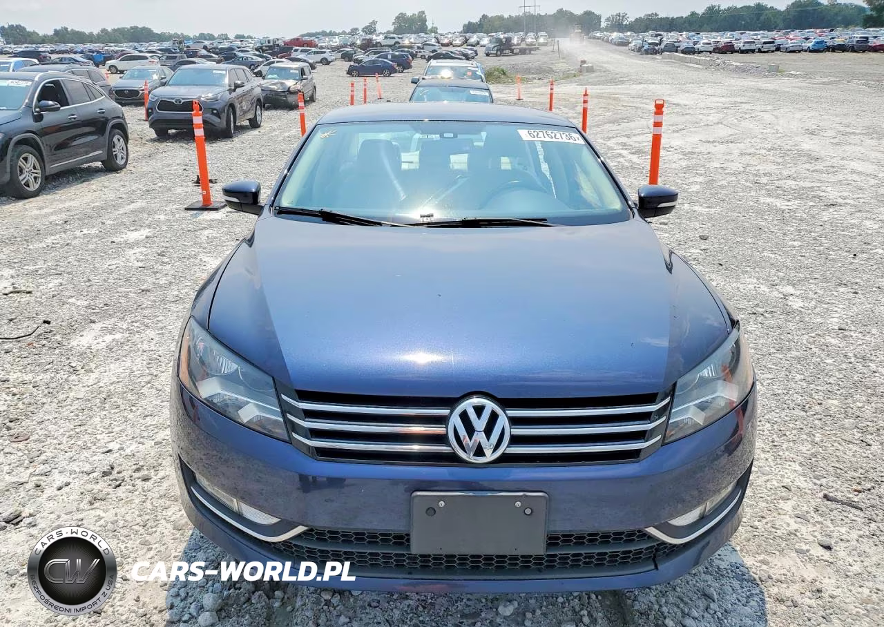 2015 Volkswagen Passat S VIN:1VWAT7A31FC108919 - 5