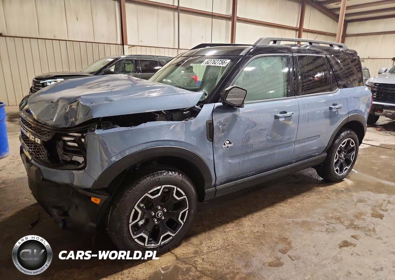 2025 Ford Bronco Sport Outer Banks – zdjęcie 1 z 13