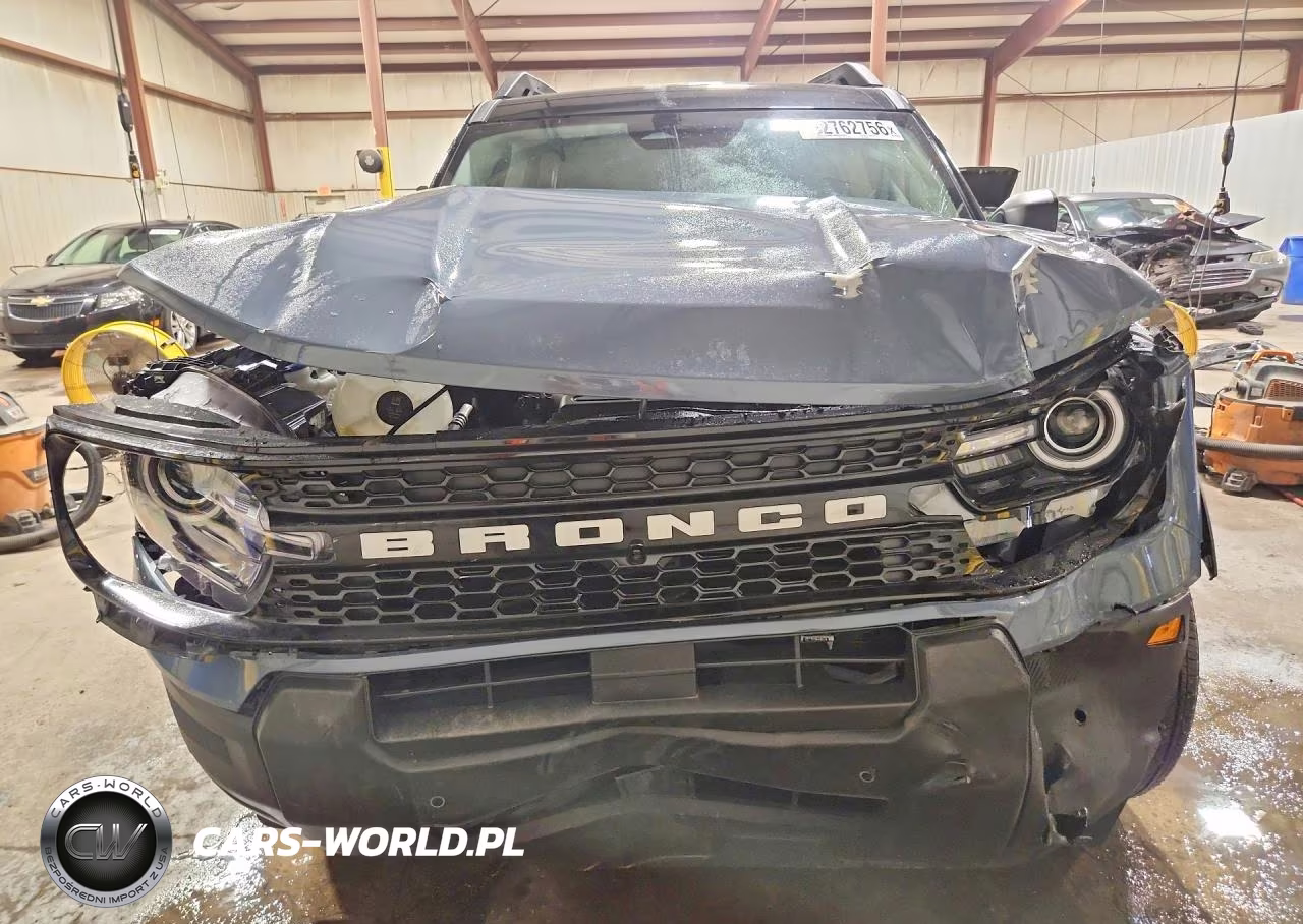 2025 Ford Bronco Sport Outer Banks VIN:3FMCR9CN0SRF68035 - 5