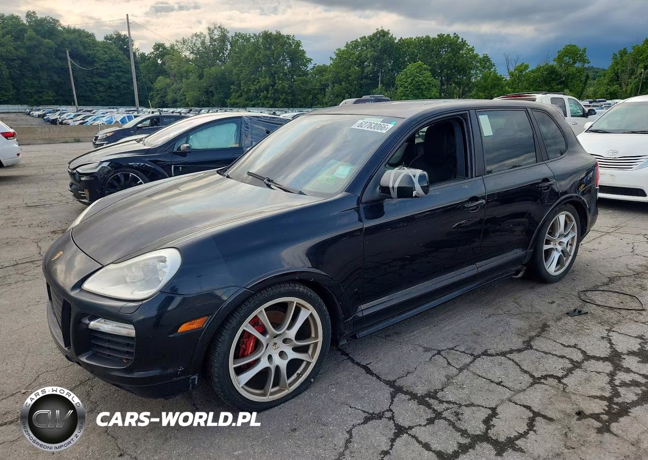 2010 Porsche Cayenne Gts