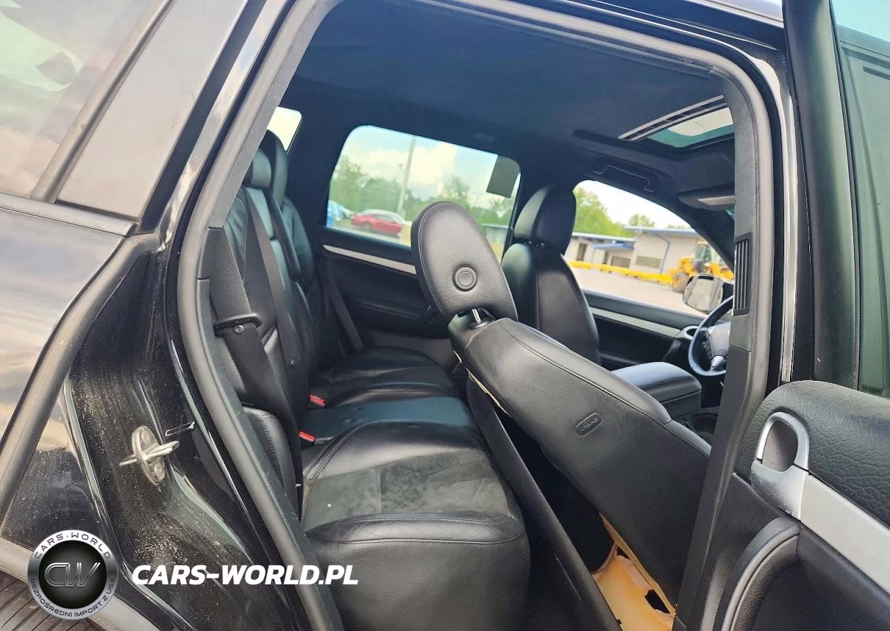 2010 Porsche Cayenne Gts VIN:WP1AD2AP3ALA60255 - 11