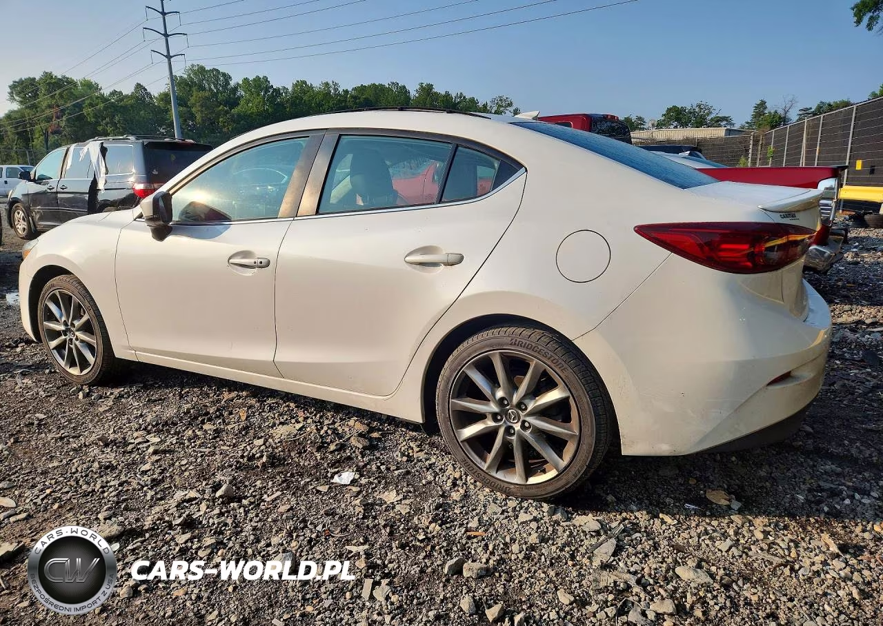2018 Mazda 3 Touring VIN:3MZBN1V39JM264798 - 2