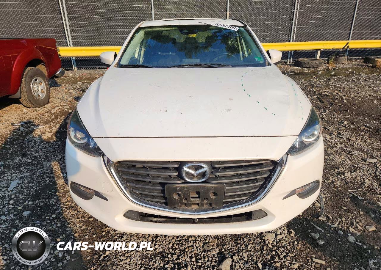2018 Mazda 3 Touring VIN:3MZBN1V39JM264798 - 5