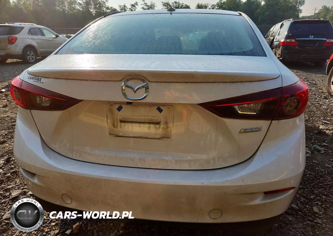 2018 Mazda 3 Touring VIN:3MZBN1V39JM264798 - 6