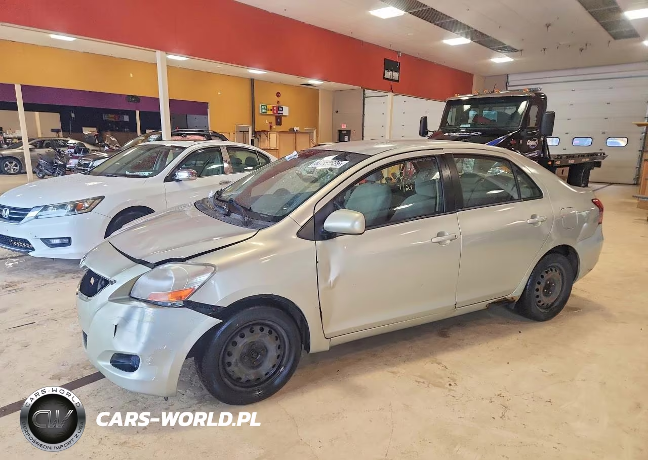 2007 Toyota Yaris Base