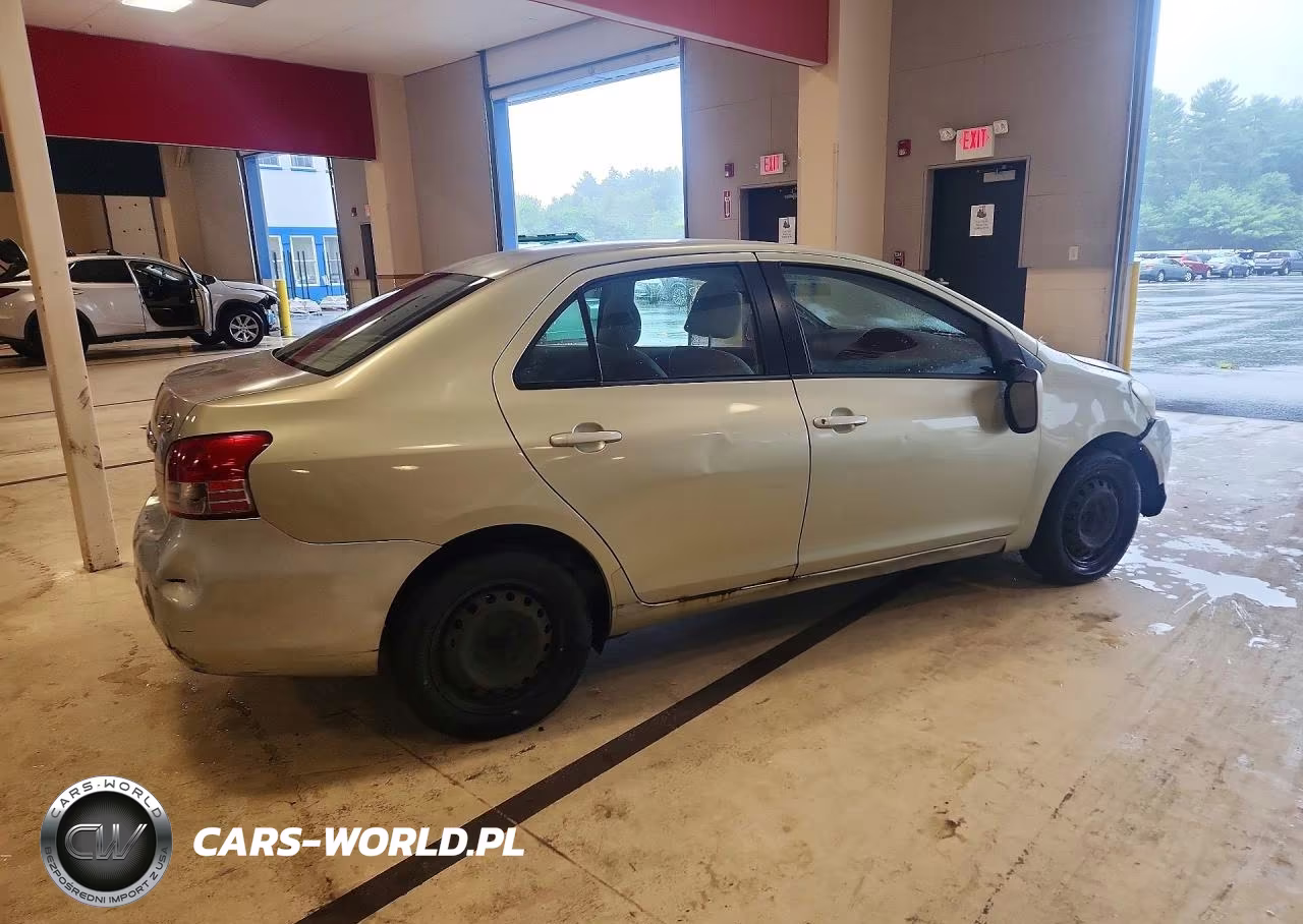 2007 Toyota Yaris Base VIN:JTDBT923971108343 - 3