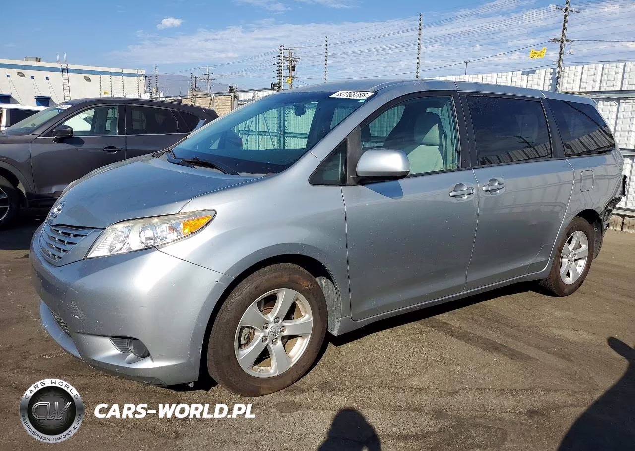 2017 Toyota Sienna L 7-Passenger