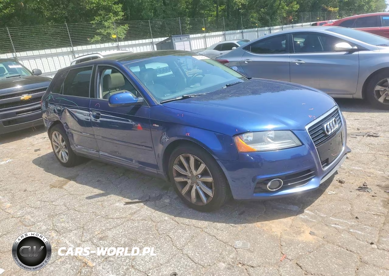 2011 Audi A3 Premium VIN:WAUBJAFM0BA056536 - 4